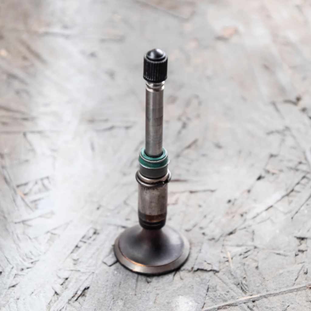 Intake Valve Guide vs. Exhaust Valve Guide