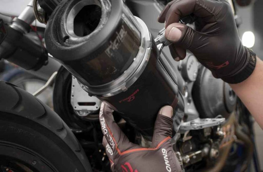 How to Remove Silencer From Two Brothers Exhaust